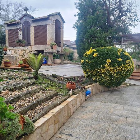 Lugar Da Pereira Villa Nigran Bagian luar foto